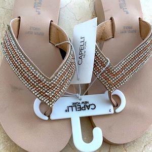 🦋Capelli of NY Sandel NWT size 7 🦋